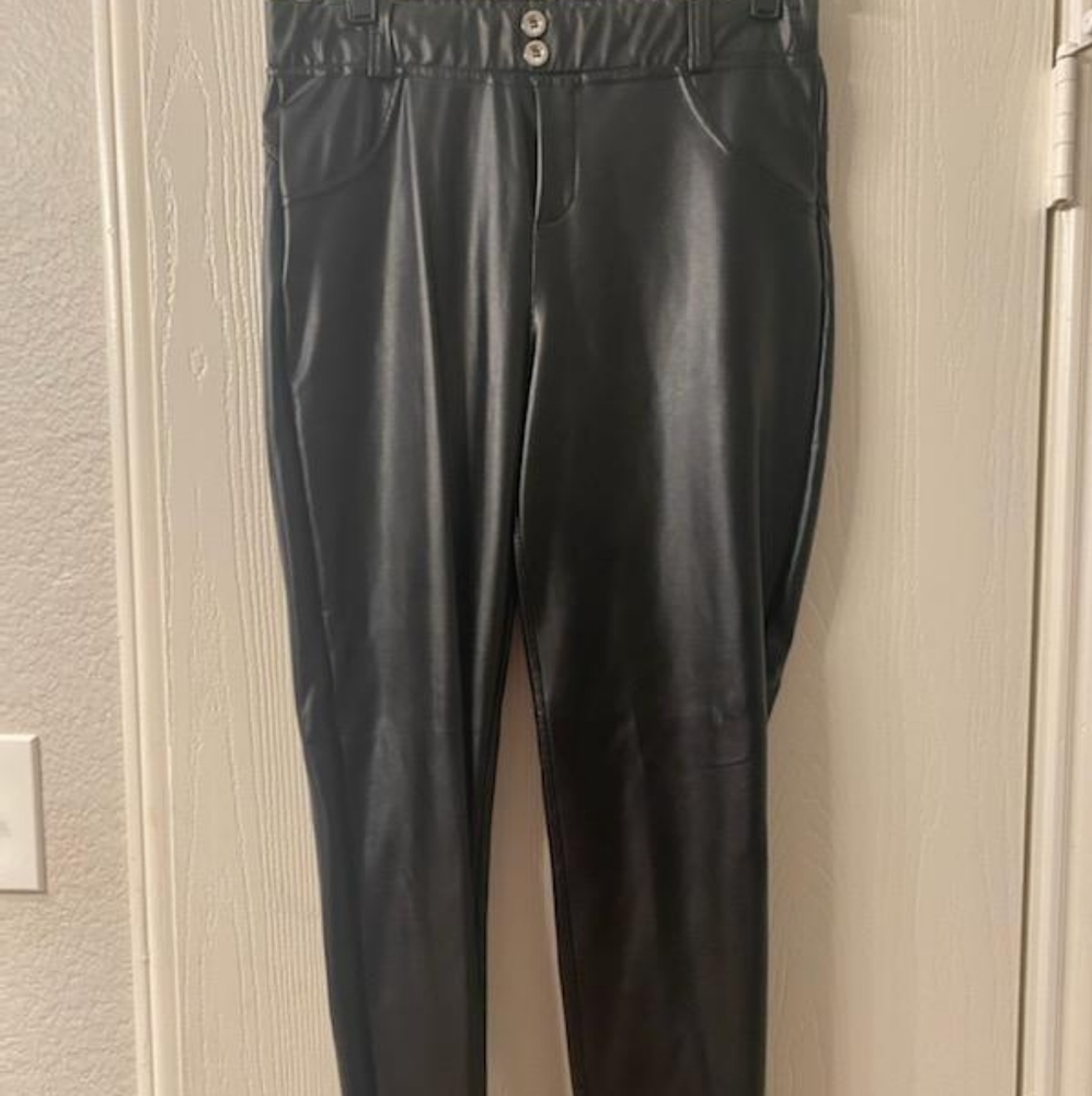 Faux leather leggings